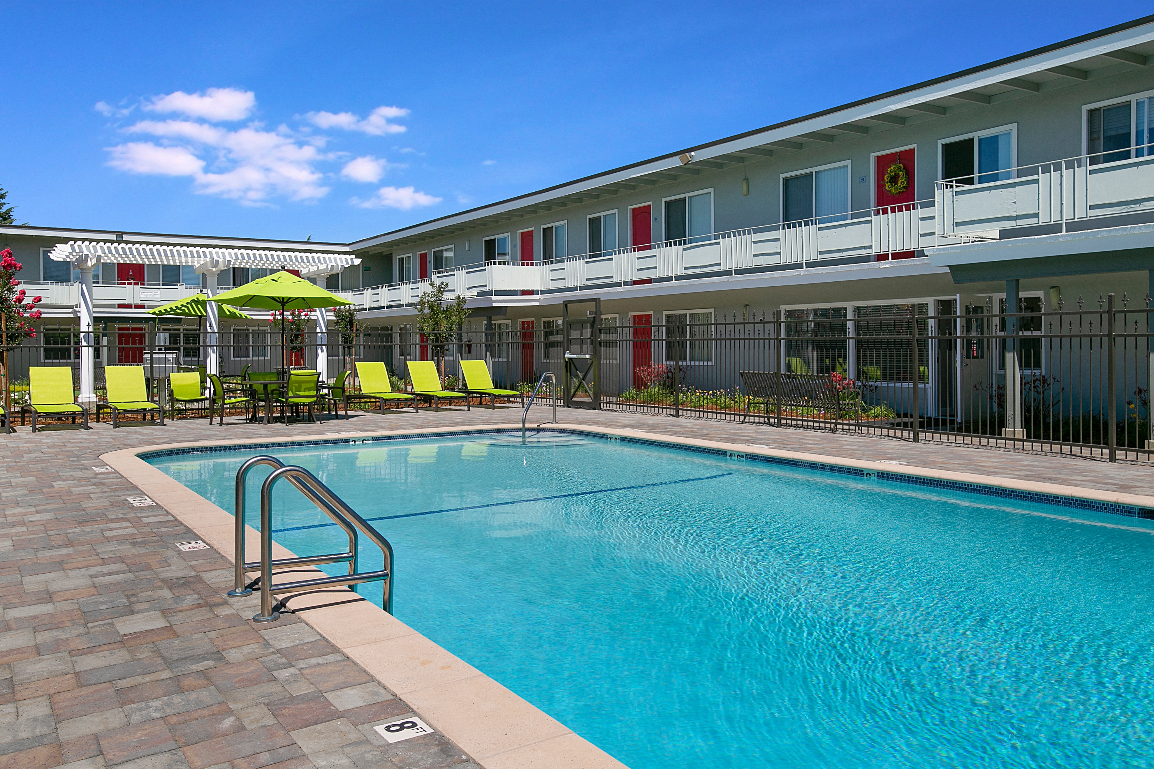 Bon Aire Apartments
